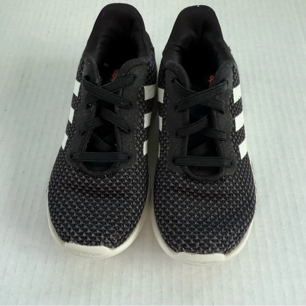 Adidas Black and White Sneakers with Breathable Mesh Size 9K - Picture 9 of 9